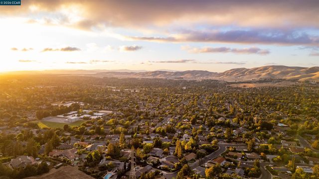1009 - 1011 Froyd Rd, Concord, CA 94521