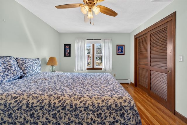 27 Wenscott Lane, North Providence, RI 02904