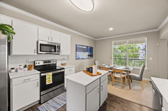 9009 N Fm 620 Road 702, Austin, TX 78726