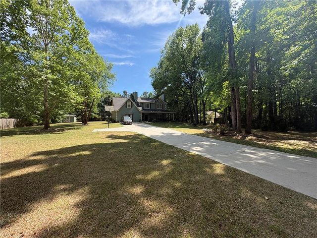 1769 Brandi Lane, Loganville, GA 30052