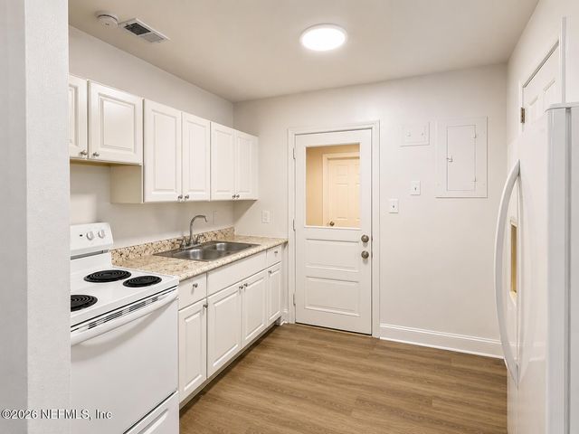 9114 HARRISON Avenue, Jacksonville, FL 32208