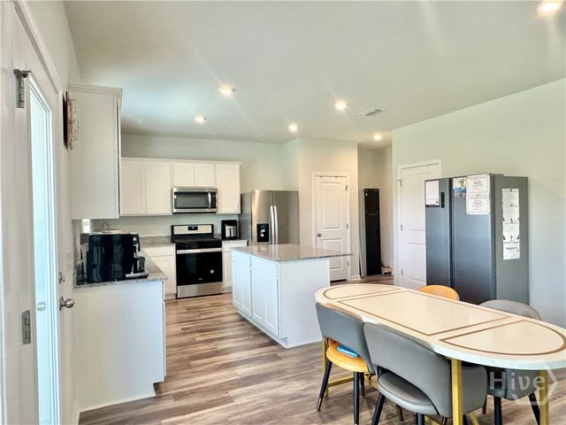 805 Longleaf Drive, Richmond Hill, GA 31324