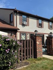 39575 Old Dominion Drive, Clinton Township, MI 48038