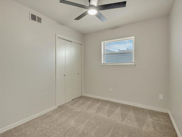 945 NW 19th Street, Moore, OK 73160