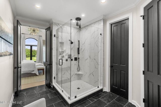 9 Glen Eagles Drive, Jackson, MS 39211