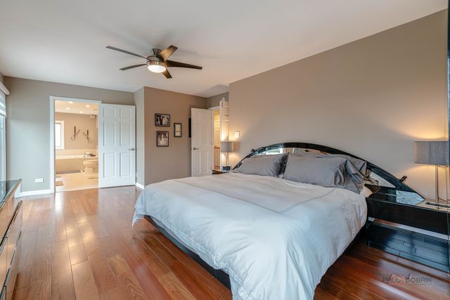 33124 N Shannon Drive, Grayslake, IL 60030