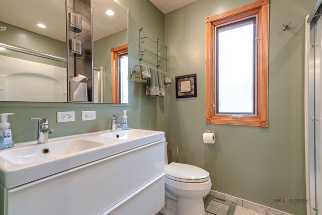 33124 N Shannon Drive, Grayslake, IL 60030