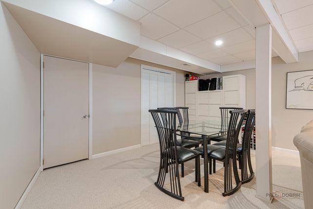 33124 N Shannon Drive, Grayslake, IL 60030