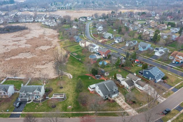 33124 N Shannon Drive, Grayslake, IL 60030