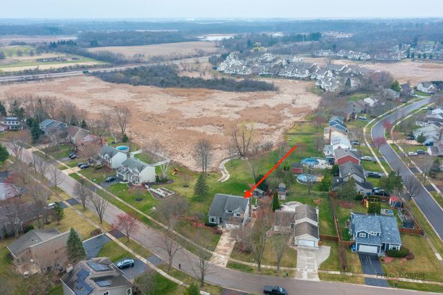 33124 N Shannon Drive, Grayslake, IL 60030