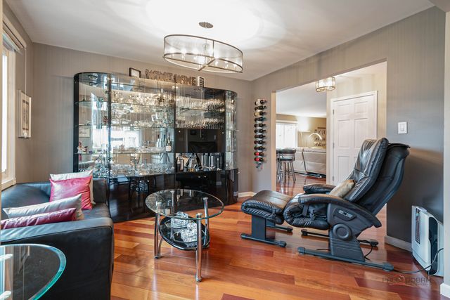 33124 N Shannon Drive, Grayslake, IL 60030