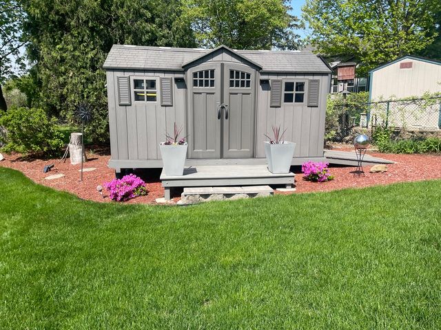 33124 N Shannon Drive, Grayslake, IL 60030