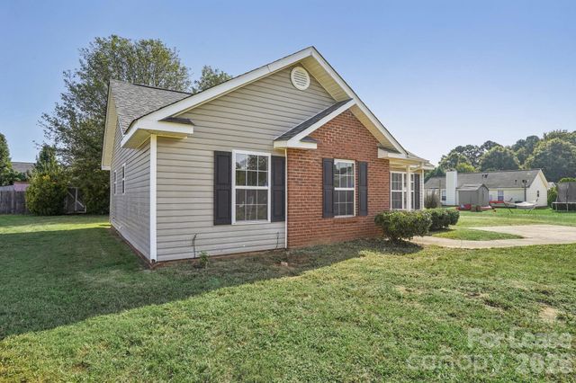 6834 Flaxseed Lane, Charlotte, NC 28216