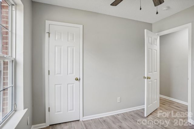 6834 Flaxseed Lane, Charlotte, NC 28216
