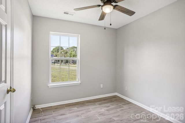 6834 Flaxseed Lane, Charlotte, NC 28216