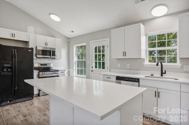 6834 Flaxseed Lane, Charlotte, NC 28216