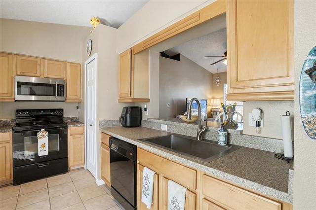 10735 LAKE RALPH DRIVE, Clermont, FL 34711