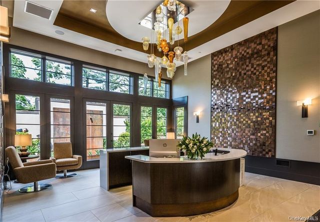 15 Kensington Road 109, Bronxville, NY 10708