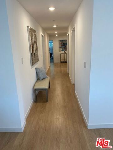 8631 Olin Street 3, Los Angeles, CA 90034