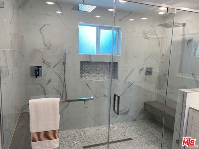 8631 Olin Street 3, Los Angeles, CA 90034