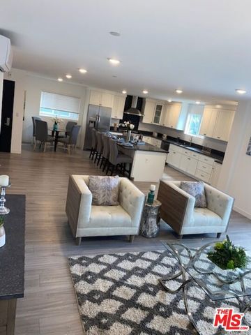 8631 Olin Street 3, Los Angeles, CA 90034
