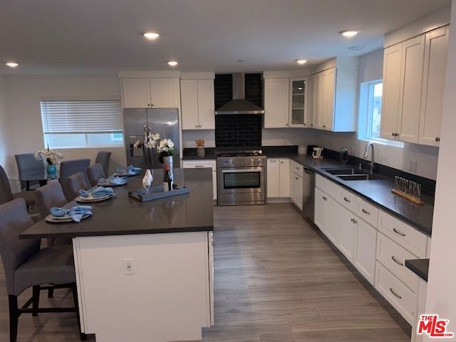 8631 Olin Street 3, Los Angeles, CA 90034