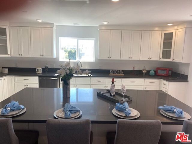 8631 Olin Street 3, Los Angeles, CA 90034