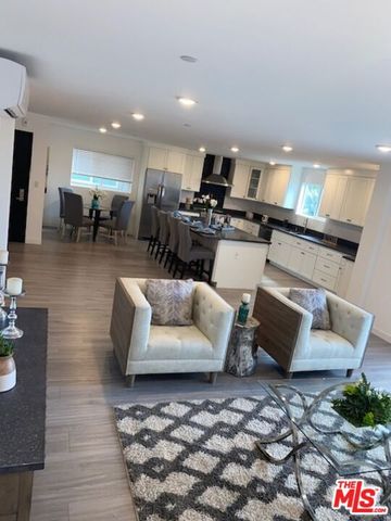8631 Olin Street 3, Los Angeles, CA 90034