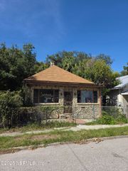 340 BELFORT, Jacksonville, FL 32204