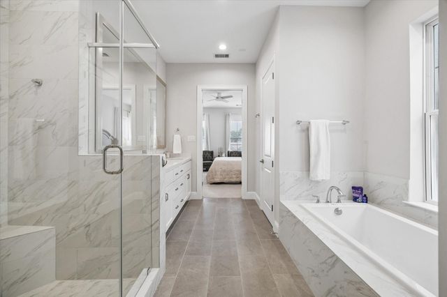 966 Dunleigh Meadows Lane, Houston, TX 77055