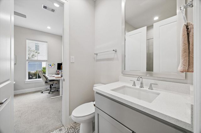 966 Dunleigh Meadows Lane, Houston, TX 77055