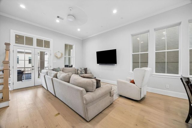 966 Dunleigh Meadows Lane, Houston, TX 77055