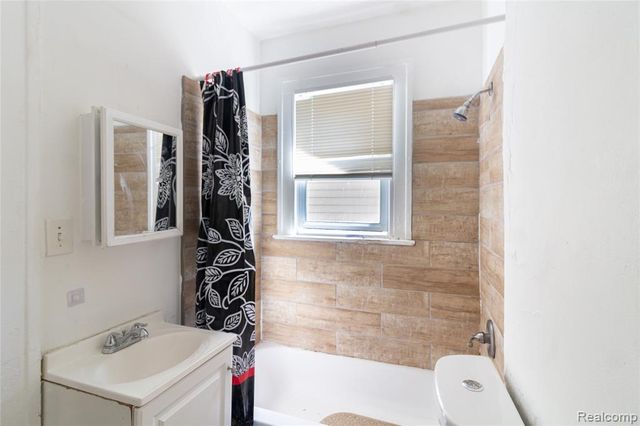 5137 Saint Clair Street, Detroit, MI 48213