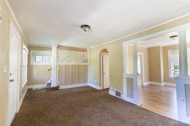 5137 Saint Clair Street, Detroit, MI 48213