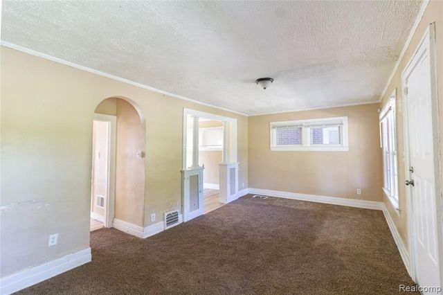 5137 Saint Clair Street, Detroit, MI 48213