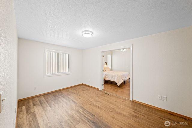 1911 E Island Lake Drive, Shelton, WA 98584