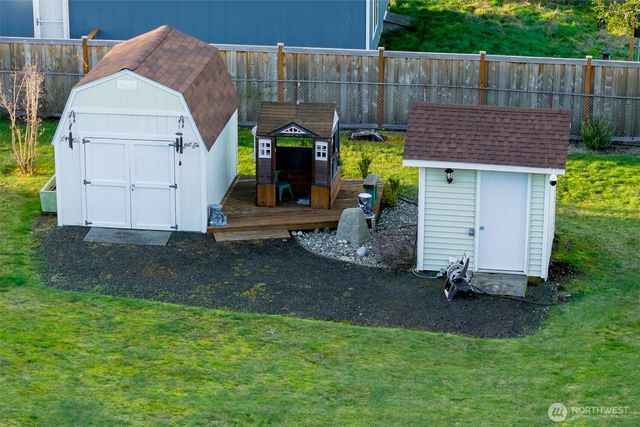 1911 E Island Lake Drive, Shelton, WA 98584