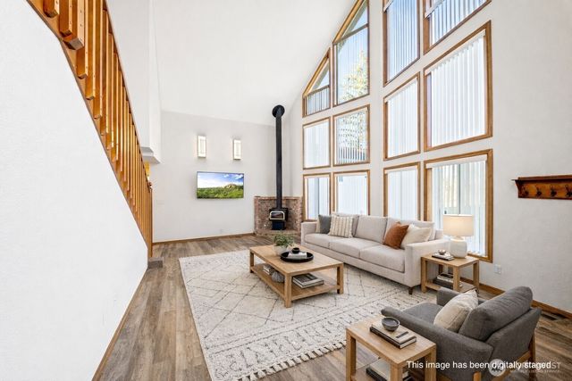 1911 E Island Lake Drive, Shelton, WA 98584