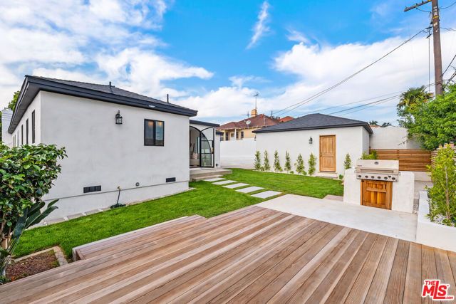 5168 Southridge Avenue, Los Angeles, CA 90043