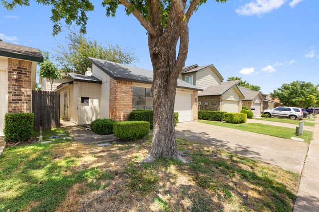 2853 Capella Circle, Garland, TX 75044