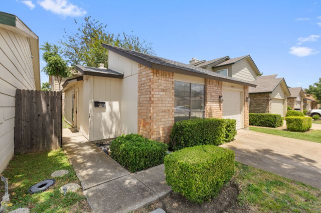 2853 Capella Circle, Garland, TX 75044