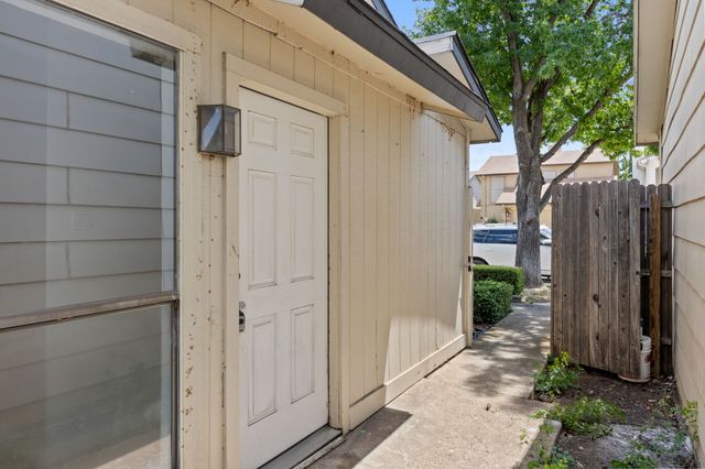 2853 Capella Circle, Garland, TX 75044