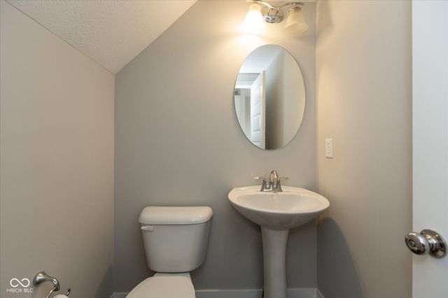 7247 Barker Street, Carmel, IN 46033