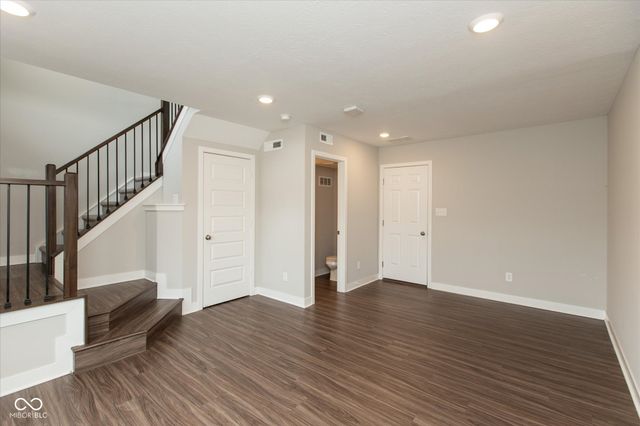 7247 Barker Street, Carmel, IN 46033