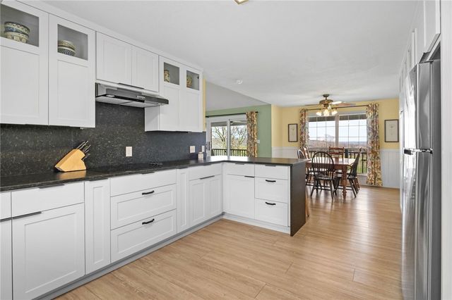 11993 Ranchwood Road, Prairie Grove, AR 72753