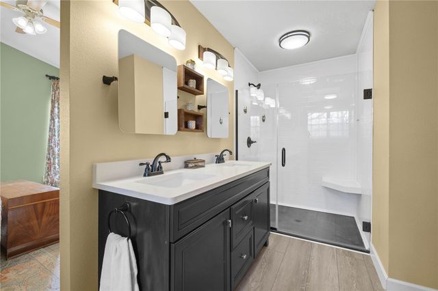 11993 Ranchwood Road, Prairie Grove, AR 72753