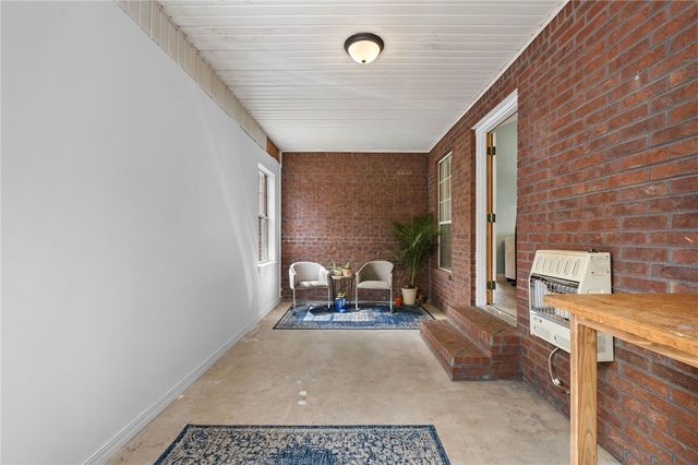 11993 Ranchwood Road, Prairie Grove, AR 72753