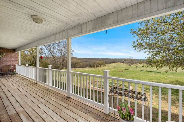 11993 Ranchwood Road, Prairie Grove, AR 72753