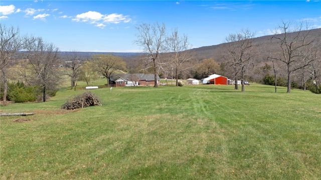 11993 Ranchwood Road, Prairie Grove, AR 72753