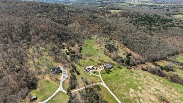 11993 Ranchwood Road, Prairie Grove, AR 72753
